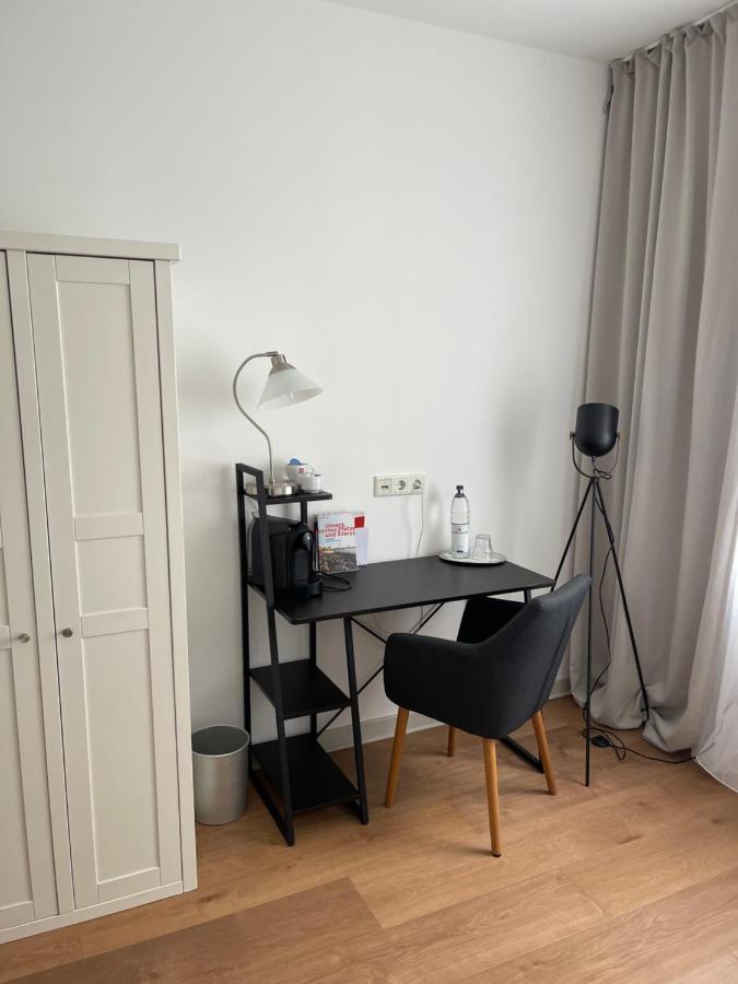 Max Hotel Duesseldorf Self-Check-In ภายนอก รูปภาพ
