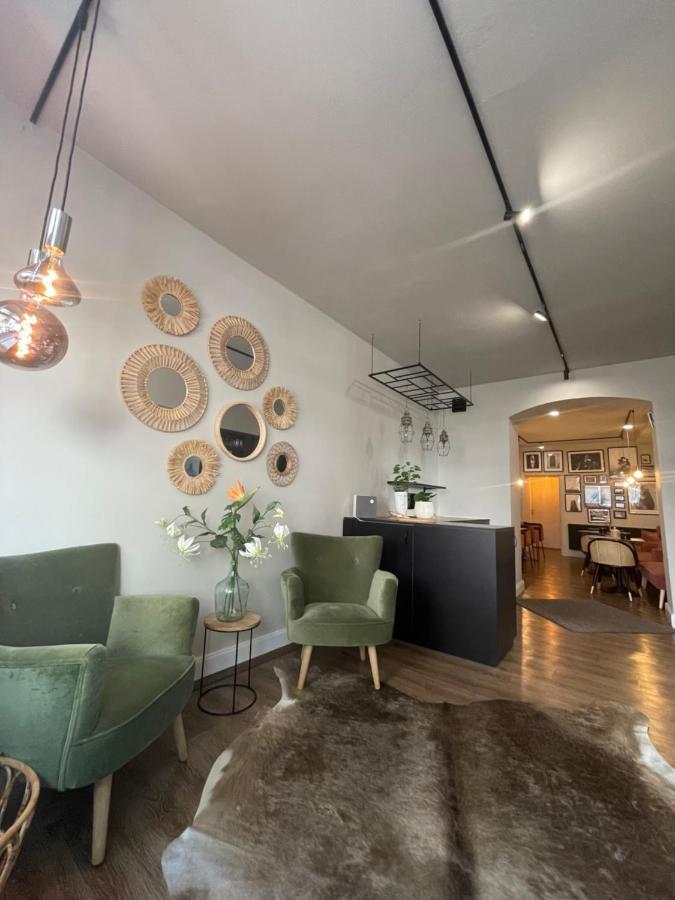 Max Hotel Duesseldorf Self-Check-In ภายนอก รูปภาพ