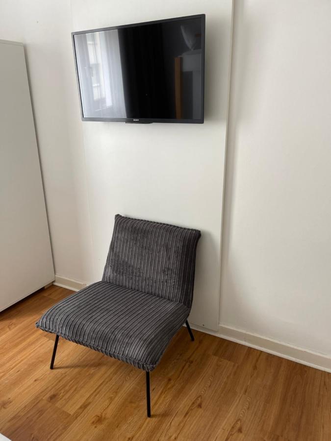 Max Hotel Duesseldorf Self-Check-In ภายนอก รูปภาพ