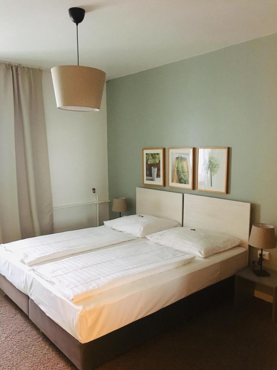 Max Hotel Duesseldorf Self-Check-In ภายนอก รูปภาพ